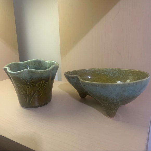 Unique Pair of Glazed Earthy Ceramic Planters - Vintage Tri-Footed Planters - Picture 1 of 14